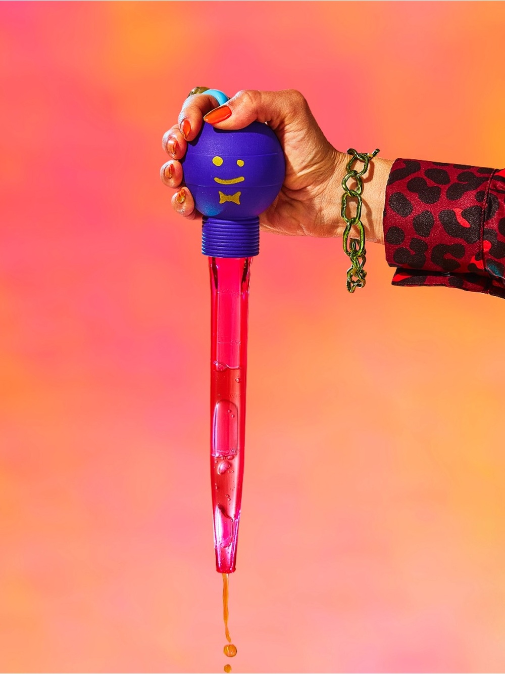NWT Staff Handheld Turkey Baster with Purple Smiley Top